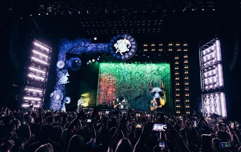 Le Festival de la Lune: Un Spectacle Étoilé avec Fall Out Boy en tête d'affiche!